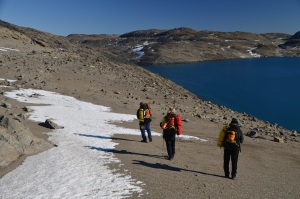 Traversing high ground on the south shore of Deep Lake